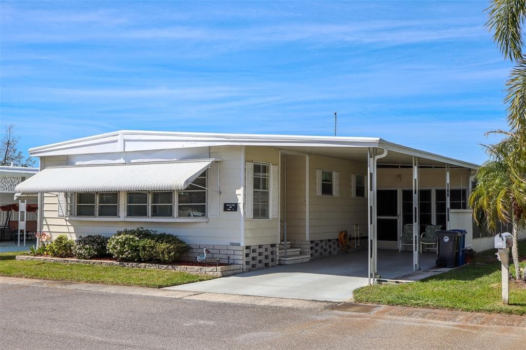 369 COBIA WAY OLDSMAR, FL 34677