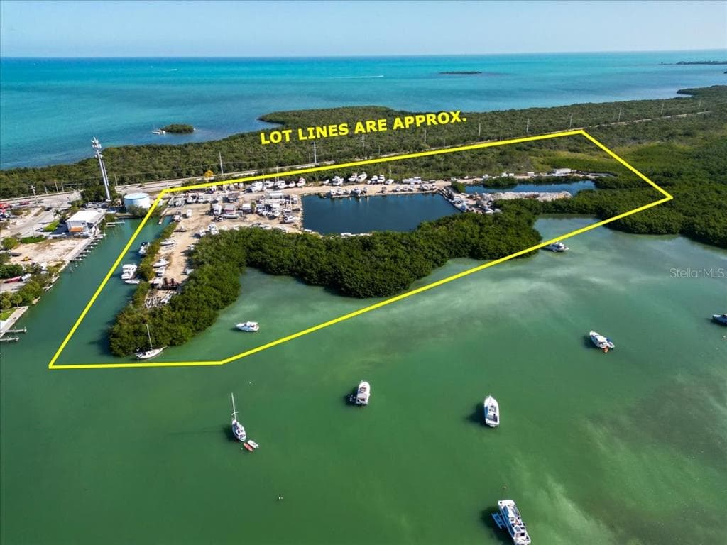 13900 OVERSEAS HWY MARATHON, FL 33050