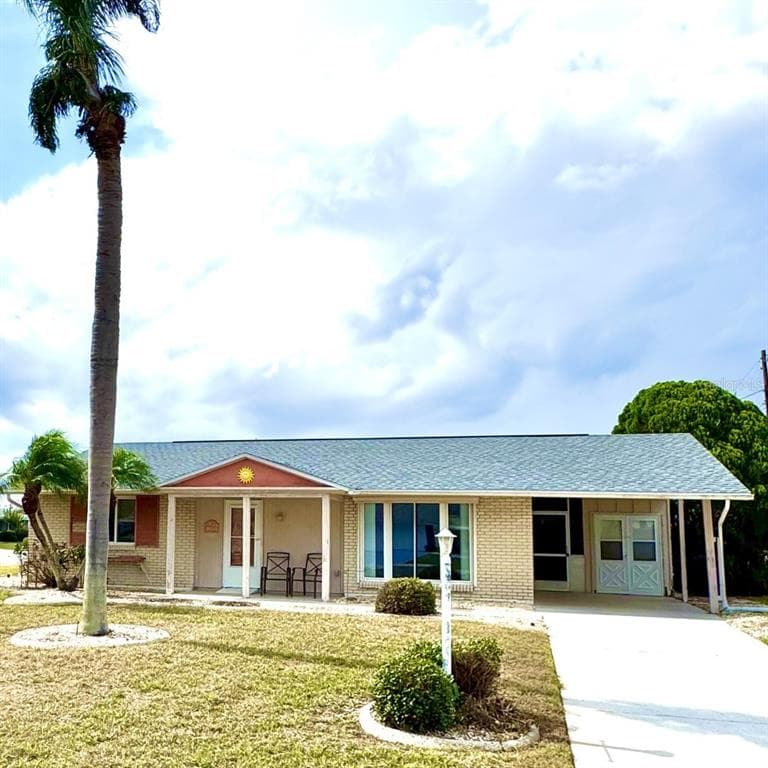 1515 ARROWHEAD DRIVE SUN CITY CENTER, FL 33573