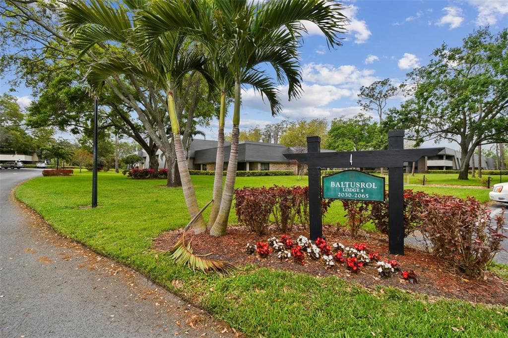 36750 US 19 N UNIT 06211 PALM HARBOR, FL 34684