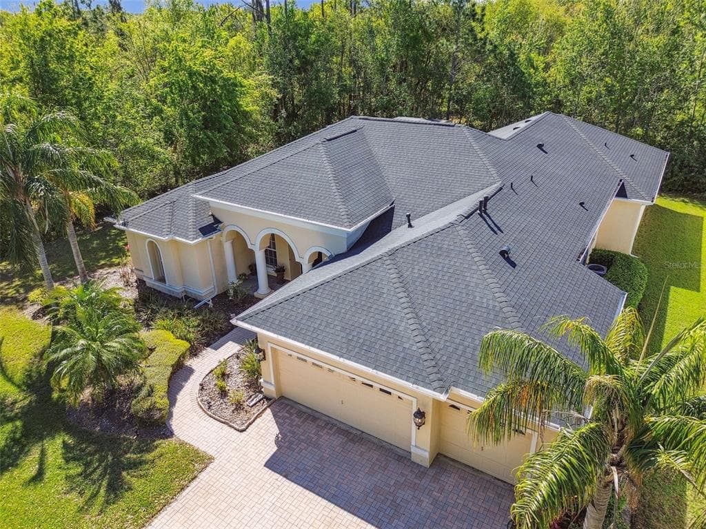 3040 OLIVIA COURT
