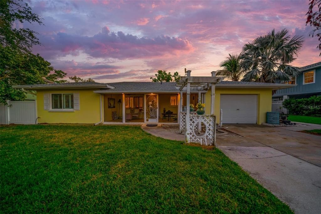 3167 BAY LN