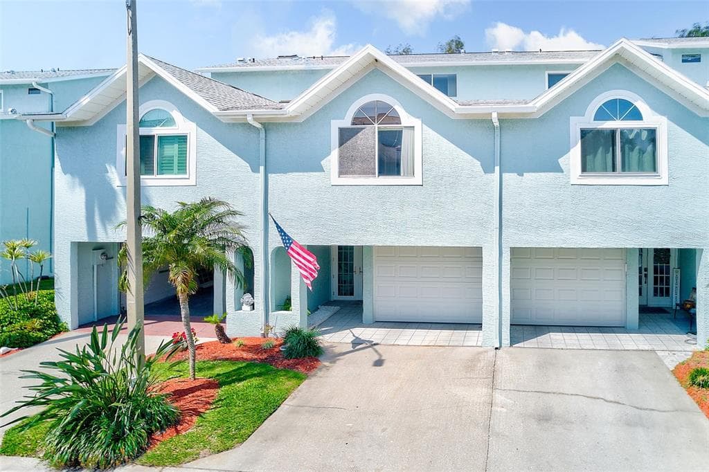 615 GARLAND CIRCLE INDIAN ROCKS BEACH, FL 33785