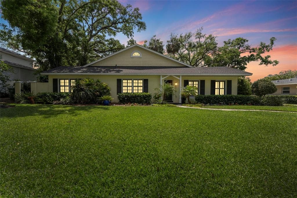 4214 W BEACH PARK DRIVE TAMPA, FL 33609