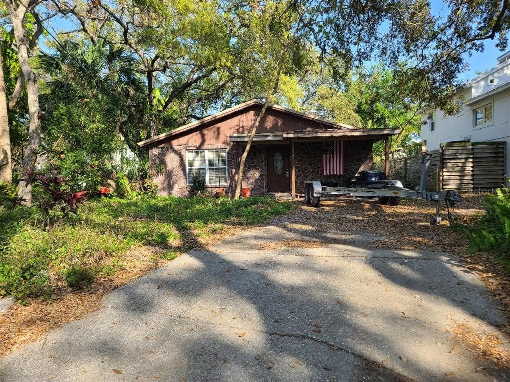 6202 S ELBERON STREET TAMPA, FL 33611