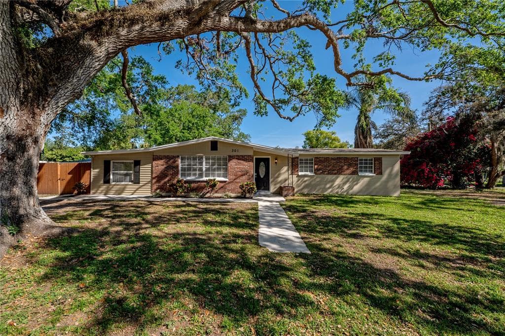 301 WOOTEN ROAD