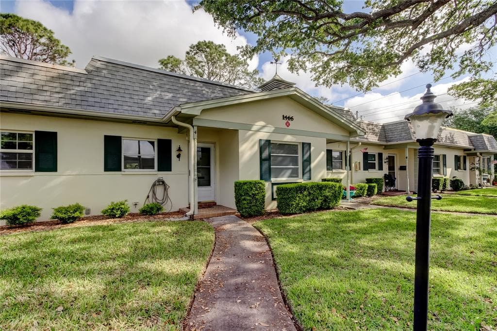 1466 NORMANDY PARK DRIVE UNIT 4 CLEARWATER, FL 33756