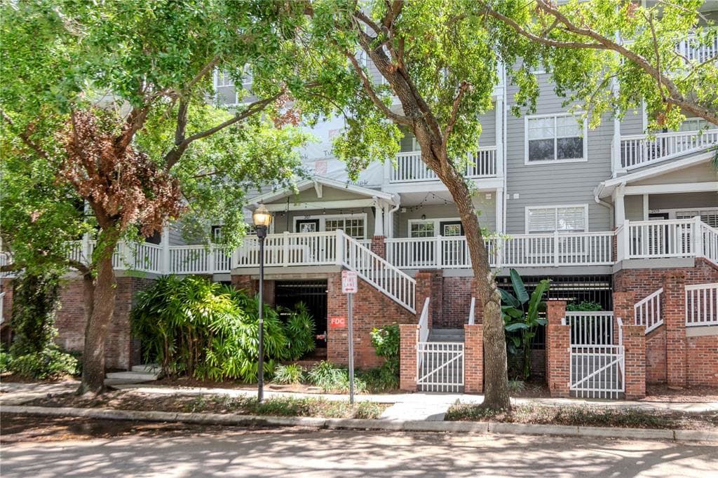 800 S DAKOTA AVENUE UNIT 207 TAMPA, FL 33606