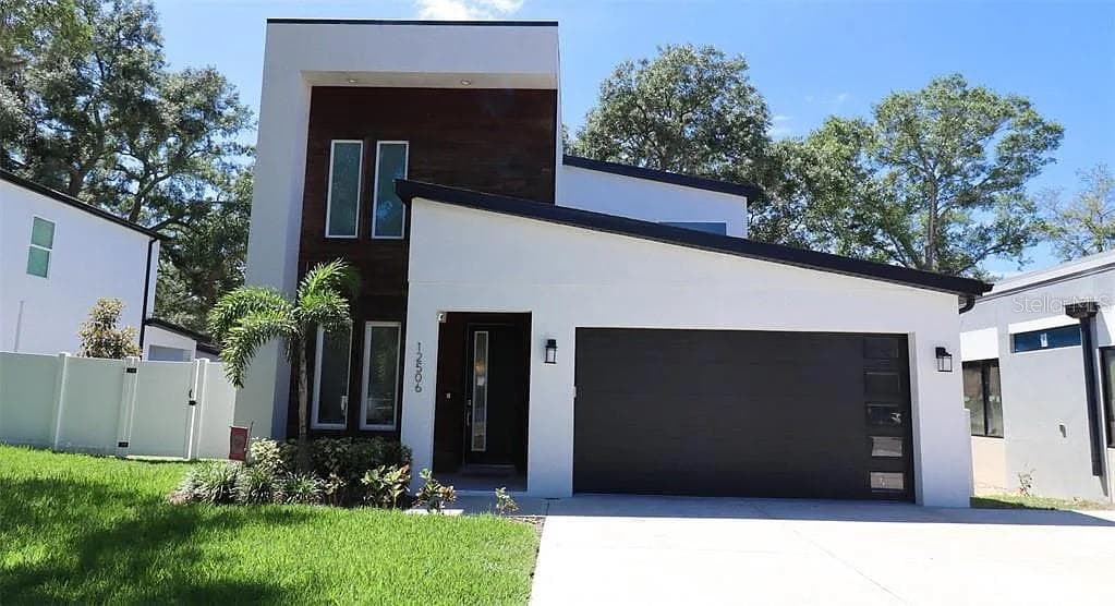 12506 N BOULEVARD TAMPA, FL 33612