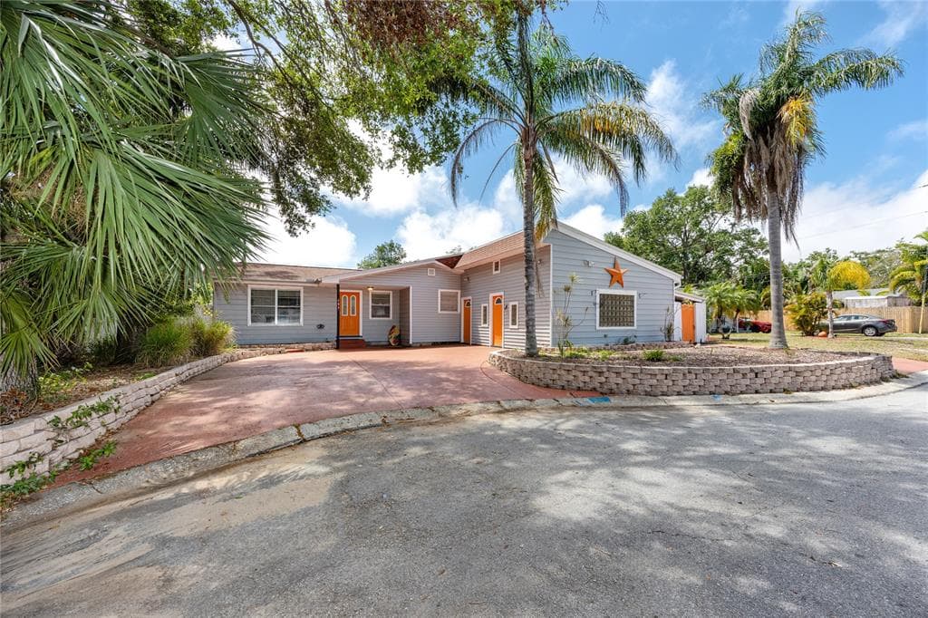 157 7TH AVENUE SW LARGO, FL 33770