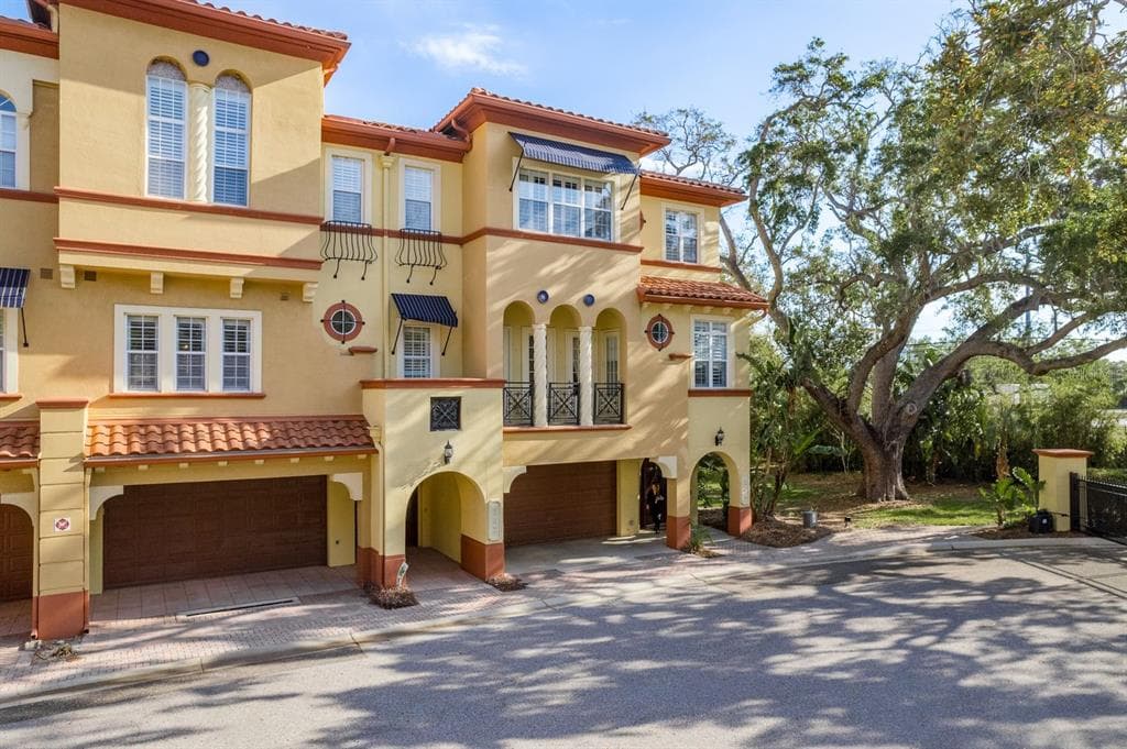 264 SEAGATE COURT DUNEDIN, FL 34698