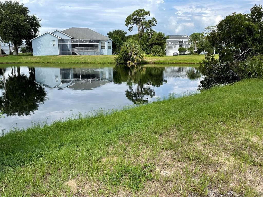 2042 N POINTE ALEXIS DRIVE