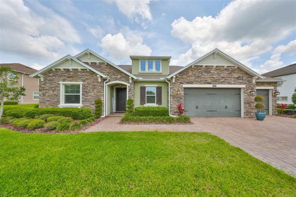 17811 NEWCASTLE FIELD DRIVE LUTZ, FL 33559
