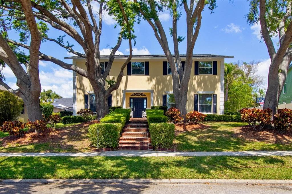 13067 FARMINGTON TRAIL SEMINOLE, FL 33776