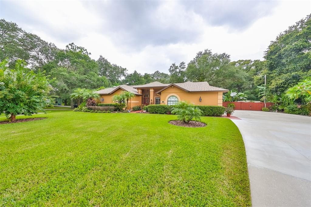 2216 ALDER WAY BRANDON, FL 33510