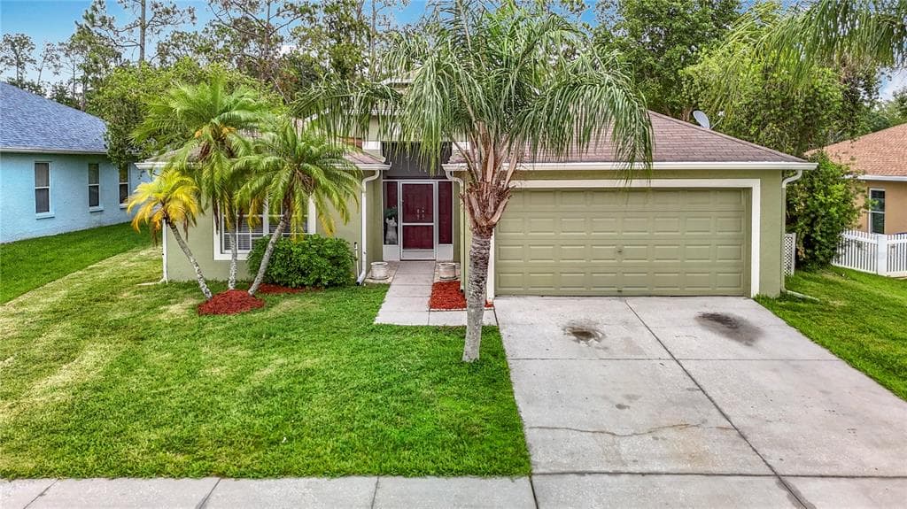 5526 BRADDOCK DRIVE ZEPHYRHILLS, FL 33541