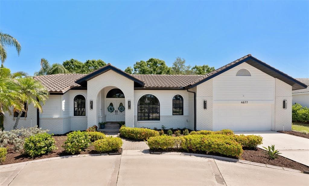 4677 DEL SOL BOULEVARD SARASOTA, FL 34243
