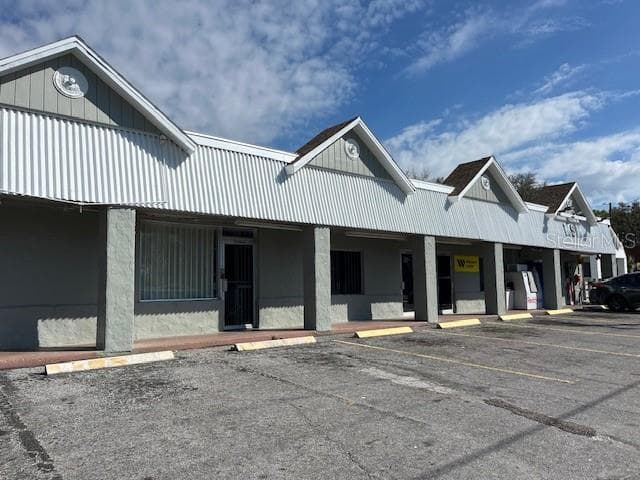 10802 MAIN STREET UNIT B-C THONOTOSASSA, FL 33592