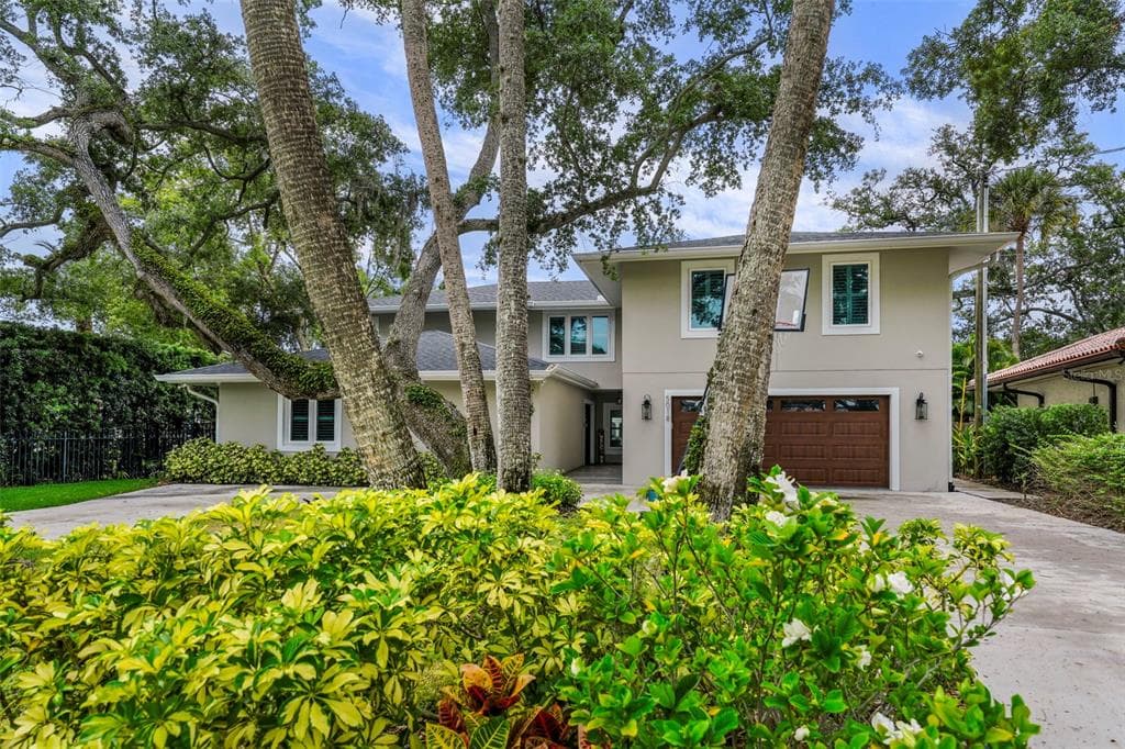 5018 S THE RIVIERA STREET TAMPA, FL 33609