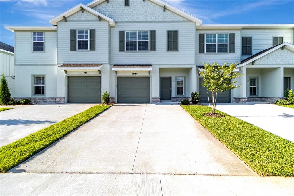 11740 BLACKBROOK COURT SEFFNER, FL 33584