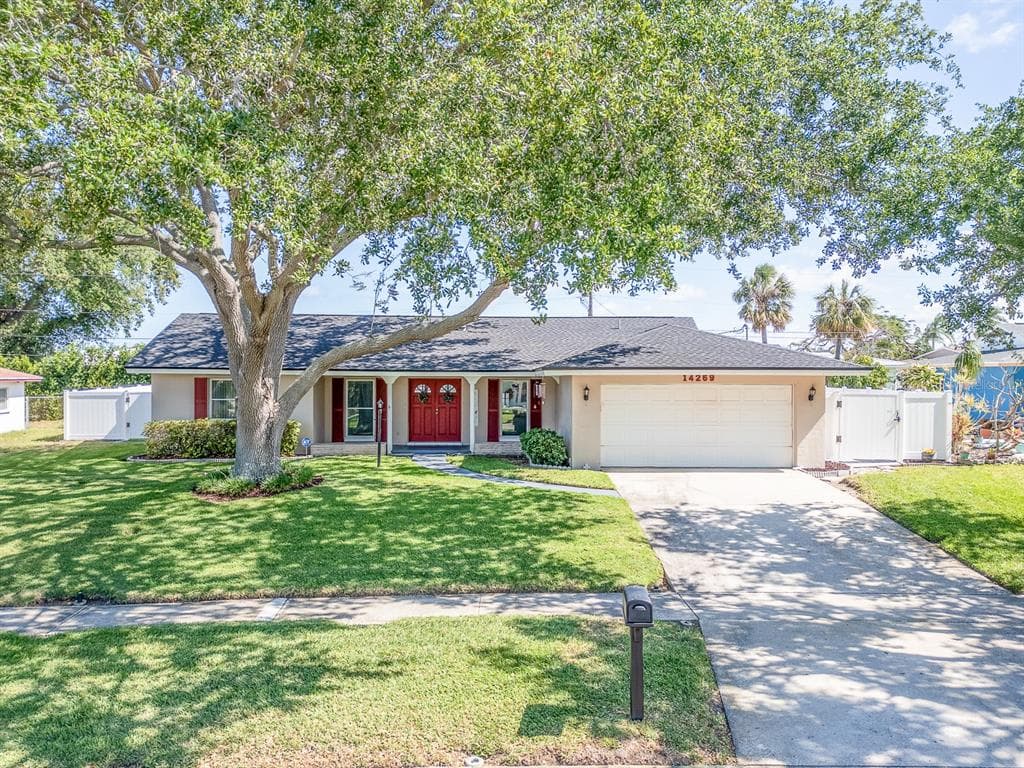 14269 YACHT CLUB BOULEVARD SEMINOLE, FL 33776