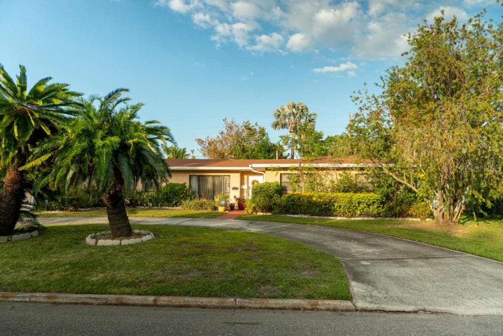 631 LUZON AVENUE TAMPA, FL 33606