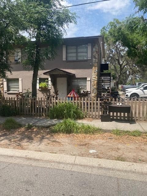 8602 N 14TH STREET TAMPA, FL 33604