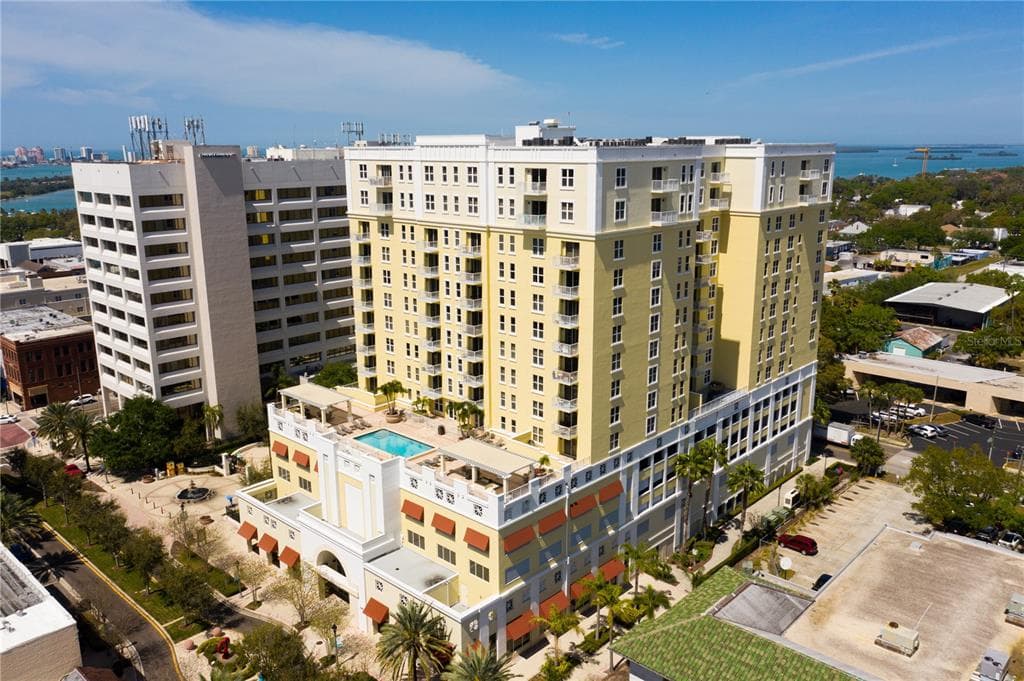 628 CLEVELAND STREET UNIT 1211 CLEARWATER, FL 33755