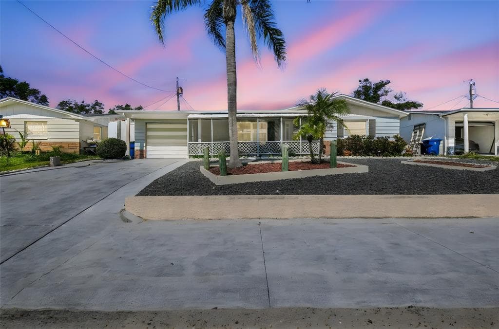 3349 CLYDESDALE DRIVE