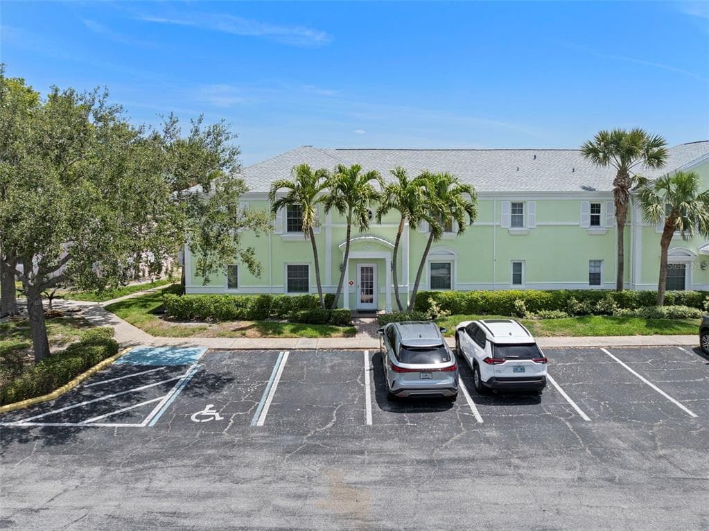 4858 COQUINA KEY DRIVE SE UNIT C ST PETERSBURG, FL 33705