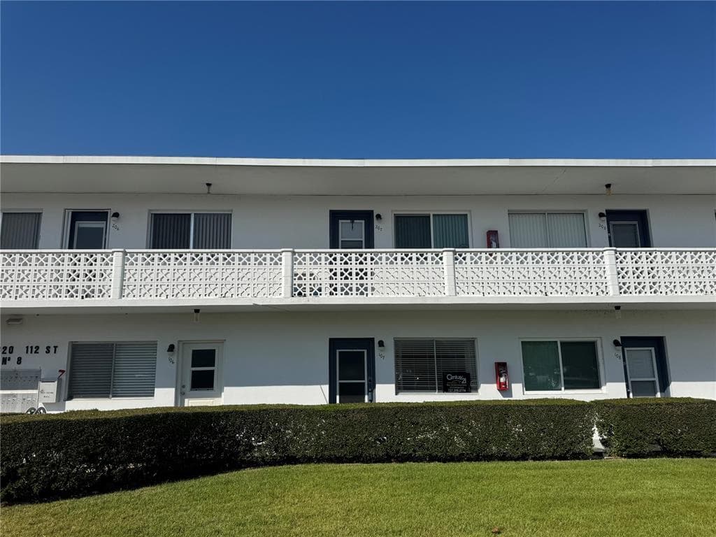 8320 112TH STREET UNIT 107 SEMINOLE, FL 33772
