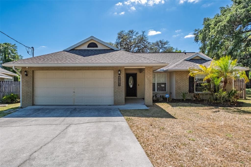 11748 LYNN BROOK CIRCLE SEFFNER, FL 33584
