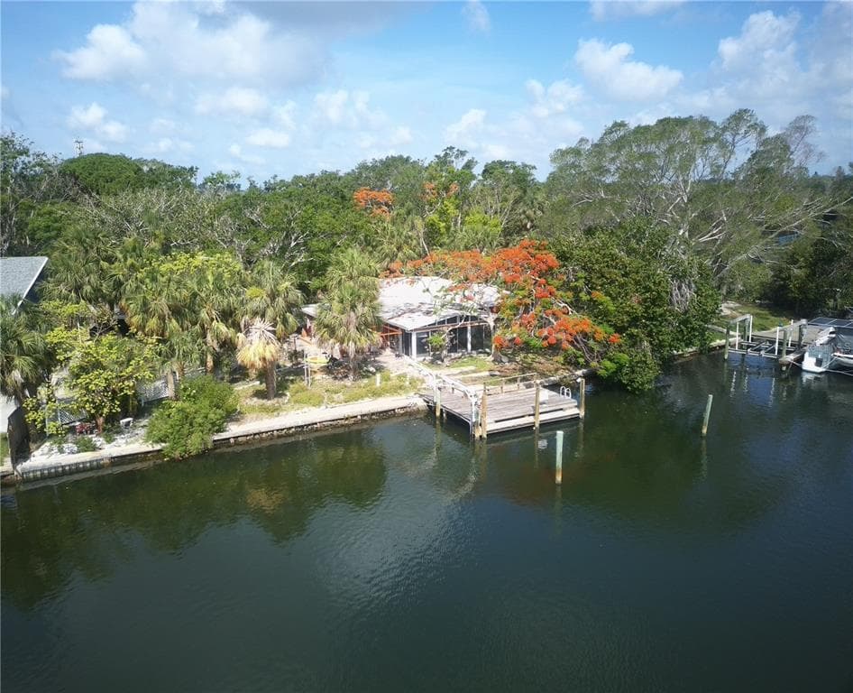 6 SEA LANE S ST PETERSBURG, FL 33705