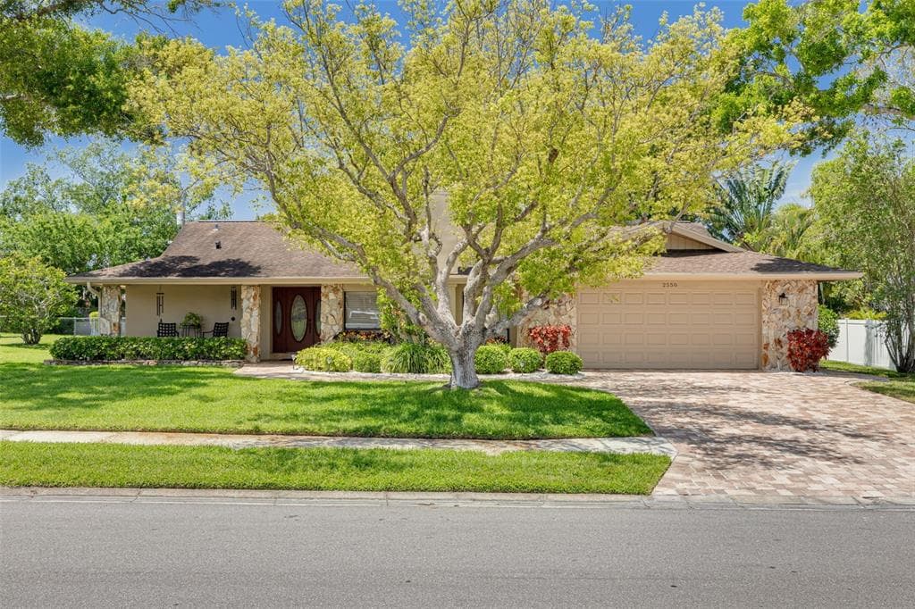 2550 ROLLING VIEW DRIVE DUNEDIN, FL 34698