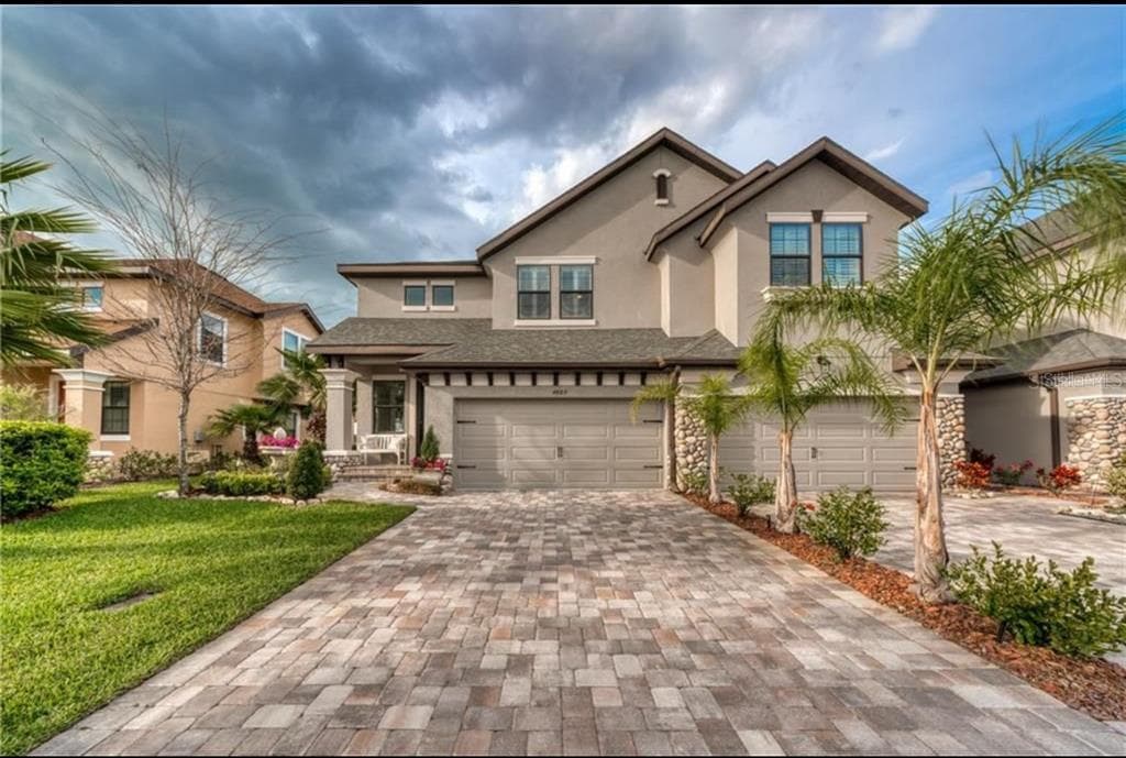 4689 WANDERING WAY WESLEY CHAPEL, FL 33544
