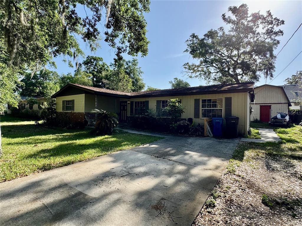 1703 N TAYLOR ROAD
