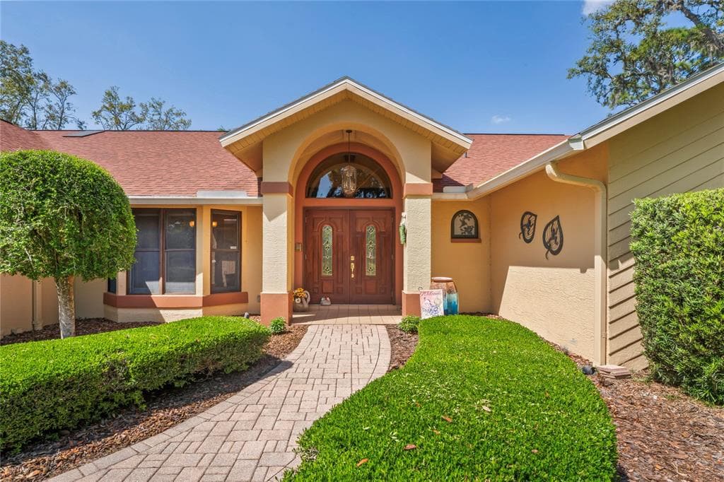 7353 DOGWOOD CRESCENT SPRING HILL, FL 34607