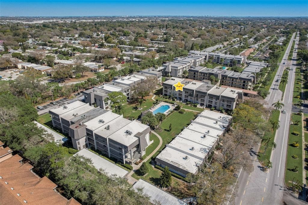 8703 BARDMOOR BOULEVARD UNIT 305 SEMINOLE, FL 33777