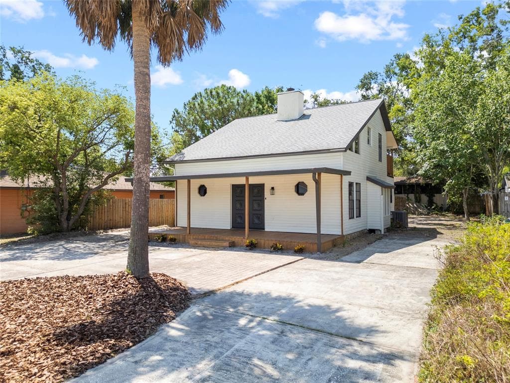 3316 W NAPOLEON AVENUE TAMPA, FL 33611