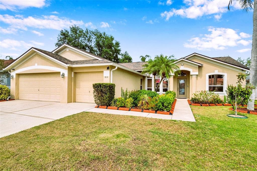 815 SANDY TRAIL PLACE