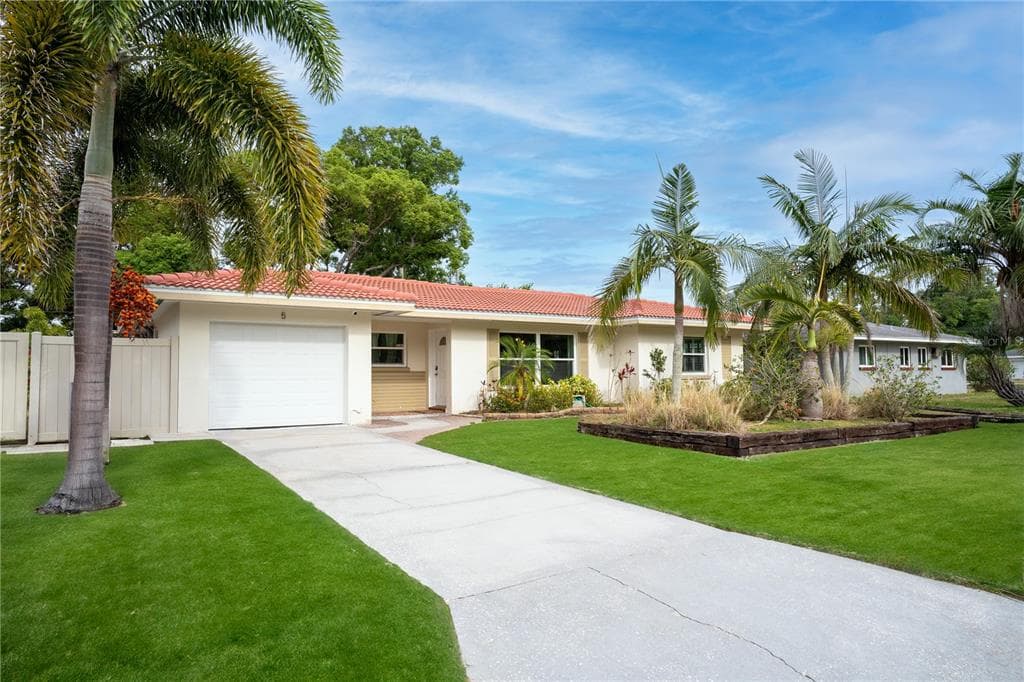 5 N MERCURY AVENUE CLEARWATER, FL 33765