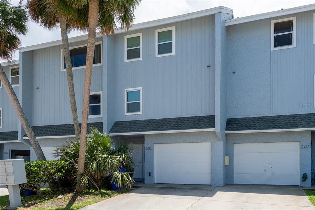 2643 ST JOSEPHS DRIVE W DUNEDIN, FL 34698