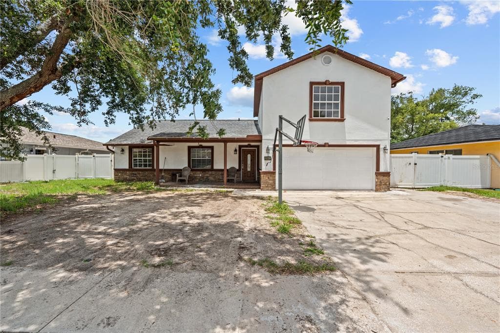 3104 APRICOT STREET SEFFNER, FL 33584