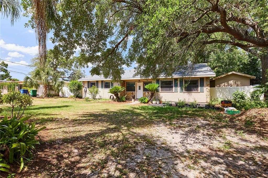 9802 N OREGON AVENUE TAMPA, FL 33612