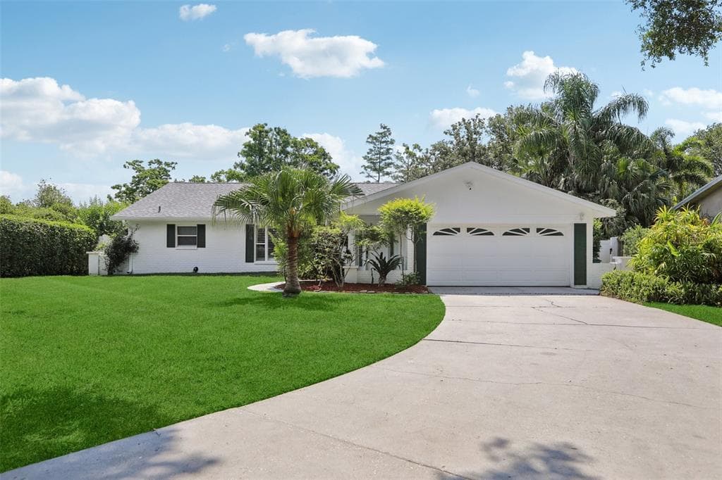 71 FLAMINGO CIRCLE SAFETY HARBOR, FL 34695