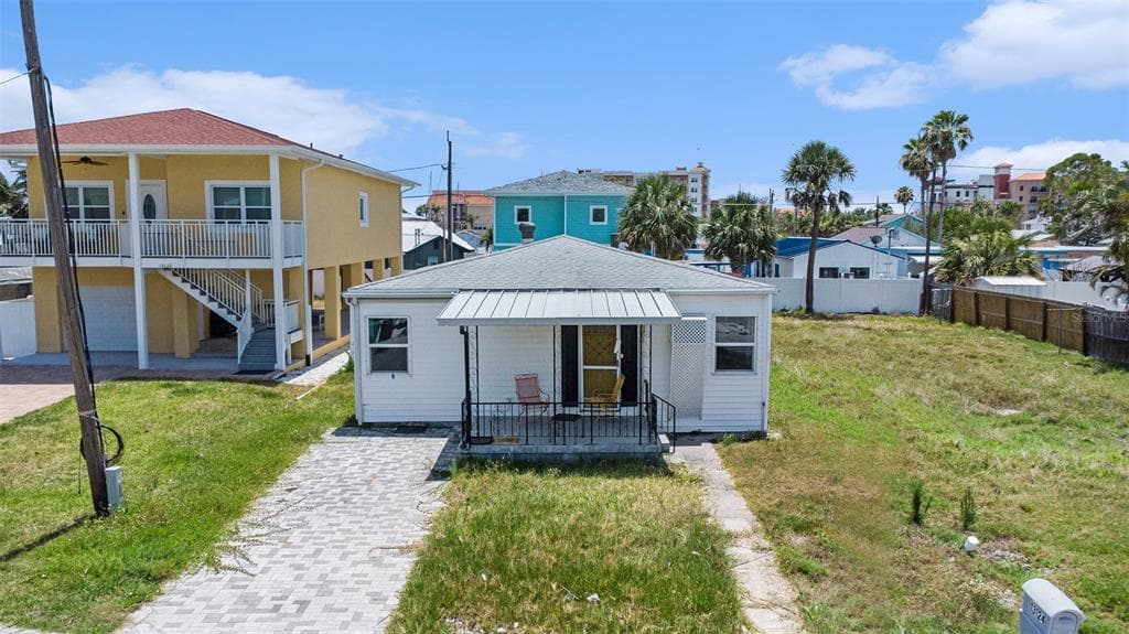 13124 4TH STREET E MADEIRA BEACH, FL 33708