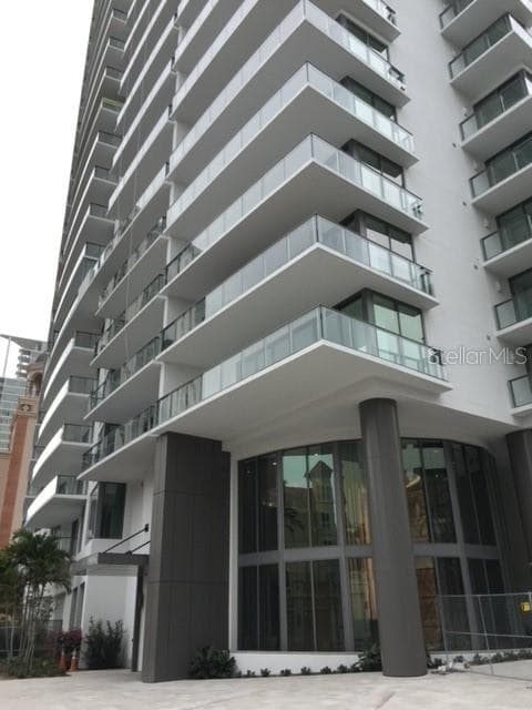 100 1ST AVENUE N UNIT 702 ST PETERSBURG, FL 33701