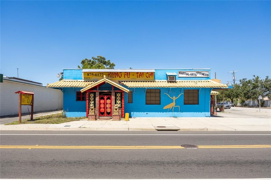 1702 W CASS STREET TAMPA, FL 33606