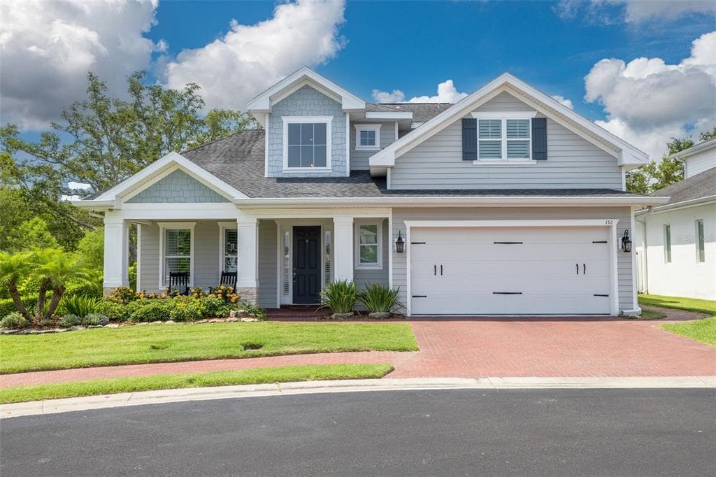 152 GLENN MOOR CIRCLE DUNEDIN, FL 34698