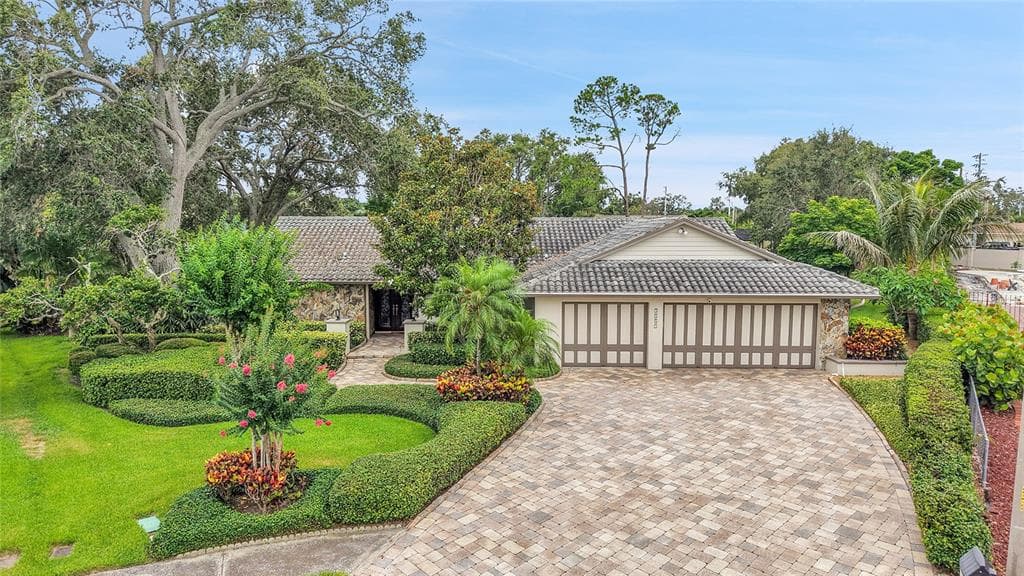 3207 HILLTOP LANE LARGO, FL 33770